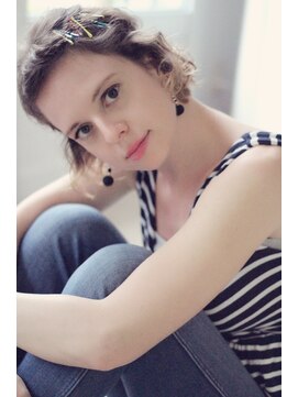 アルベロ(albero) カットで可愛いボブピンアレンジ