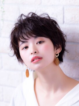 エルデ ナインズ ヘアー スタンド 川口店(elde 9's HAIR STAND) インナーグレージュorピンクベージュの厚めバングのマチルダボブ