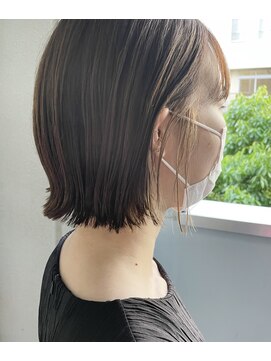ブラウン (BROWN) 切りっぱなしボブ