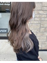 フィオーレ ヘアデザイン(FIORE hair design)&nbsp;インナーカラー/イヤリングカラー/グレージュ