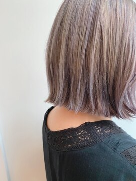 ベルフェミンキルン(Belle femin kilun) ボブ×アッシュベージュ