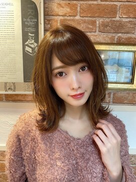 ロンドジェネルーズ 柏(Lond generous) 【lond高嶋優】レイヤー／くびれ／ミディアム／外ハネワンカール