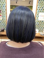 ルーム(Room)&nbsp;まとまるボブ/インナーカラーブルー