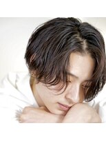 ゴールドシブヤ(GOALD SHIBUYA)&nbsp;ナチュラルセンターパート　髪質改善　前下がり韓国韓流メンズ