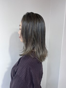 リラ バイ クオーレ(LIRA by CUORE) グラデーションカラー