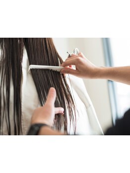 【マンツーマン】豊富な知識と技術、丁寧なカウンセリングで、一人ひとりに合った施術をご提供いたします。