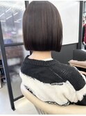 ショートボブ/シースルーバング/イヤリングカラー/大人ボブ