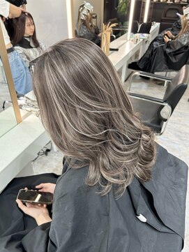 ブレンド 渋谷(BLend) 白髪ぼかしハイライト