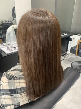 ディティール(Detail) 脱白髪染め×メンテナンスカット