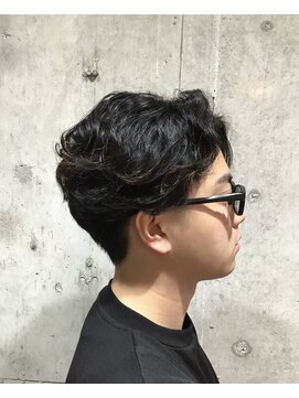 ヴォージュリアン(VOGES LIEN) メンズパーマ