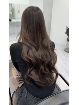 ヴィヴィー 福岡天神店(VIVIE)&nbsp;ワンカラーで出来る色素薄めカラー×縮毛矯正