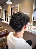 ツイストスパイラルパーマツーブロフェザーパーマハイライト