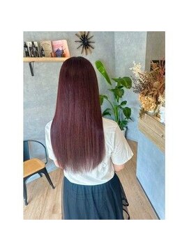 エレノア 越谷(Eleanor) 深めレッドカラー◎