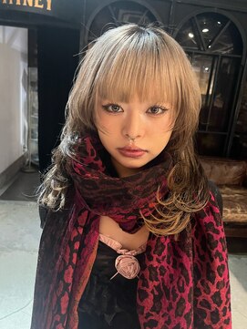 ノラ ヘアーサロン(NORA HAIR SALON) ハイレイヤーブリーチカラー裾カラー