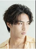 原宿ニュアンスパーマ毛流れヘアセンターパート大人ビジネスヘア