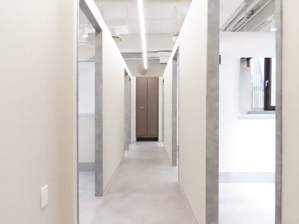 髪質改善カラー 個室サロン Atras.salon (アトラス)札幌大通り 美容室の写真