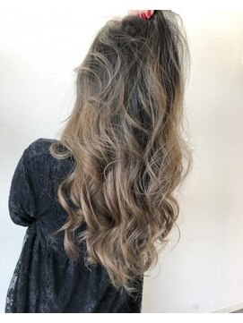 ステア メゾン(stir maison) ベージュグラデーションカラー☆MAKOTO