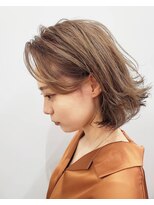 エイム ヘアメイク 横川店(eim HAIR MAKE)&nbsp;ハイベージュ×切りっぱミディ