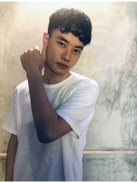 モロコ 神保町 小川町店(moloco) 外国人風メンズショートパーマ