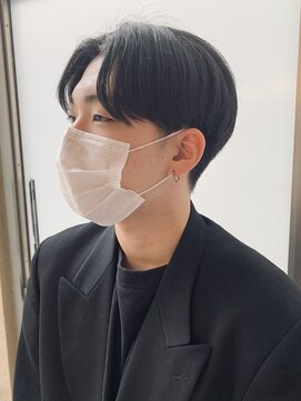 フィフス(fifth) ◇韓国ヘア センターパート くせ毛風パーマ 黒髪