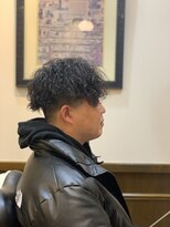 ヒロギンザバーバーショップ 神楽坂店(HIRO GINZA BARBER SHOP)&nbsp;前下がりツイストスパイラルパーマ