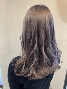 セブンベルベット(7 Velvet) 透明感ベージュカラー