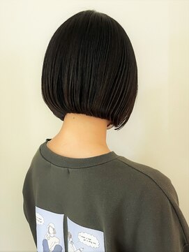 ネオリーブ クタ 町田店(Neolive kuta) 【Neolivekuta町田店】切りっぱなし ミニボブ