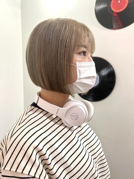 デート 下北沢(DATE) ダブルカラーミルクティーベージュカラーケアブリーチハイトーン