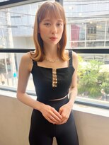 【山田】オレンジベージュ外ハネきりっぱなしミディアム