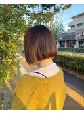 パツっと切りっぱなしボブ