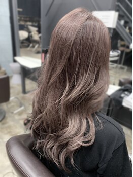 マルセロヘアー(MARCELO hair)の写真/豊富な知識&提案力であなたの魅力を最大限に引き出すスタイルに。