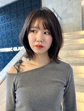 リアン(Lian) くびレイヤー／美髪似合わせカット