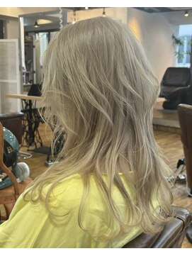 ワン エイティー ディグリース 恵比寿(180°One Eighty Degrees.) 海外ヘア／外国人風ヘア／ハイライト／ブリーチ