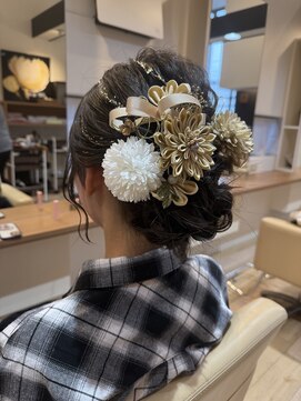 シアン(cyan) 成人式シニヨン