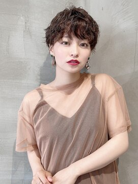 イル(ill) パーマ ショート ブラウン