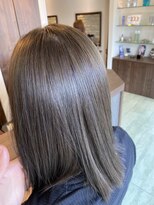 アール エー シー ツイン ゲート(RAC Twin Gate)&nbsp;ワンカラーでできる透明感カラー