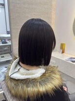 ラビス クローバー(Lovis clover)&nbsp;自然にストレートにタッセルボブカット♪あゆむ