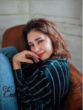 エマージュ 藤沢(Emerge) カジュアルウエーブスタイル[イルミナカラー/ヘルシーレイヤー]