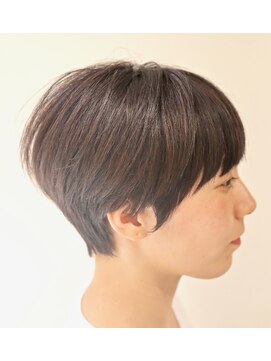 ヘア デザイン リスク(HAIR DESIGN RISK) 【RISK高橋勇太】黒髪でシルエットが完璧なセンシュアルショート