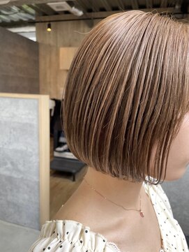 ホロー(Hollow) ナチュラルボブ