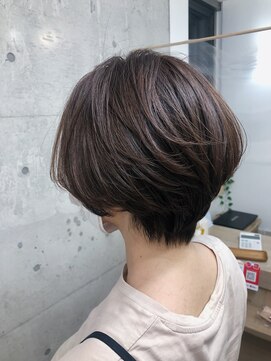 メルシー トータル ブランディング サロン(merci TOTAL BRANDING SALON) 大人きれい/ハンサムショート/オリーブグレージュ/merci横浜