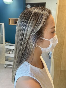 リノショアーズ 日本大通り店(RINOSHORES) 大人美髪外国人風カラーブリーチベイビーライツハイライトカラー