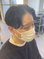メンズヘアトーキョー(MEN'S HAIR TOKYO)&nbsp;センターパート/黒髪/外ハネ