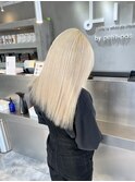 抜きっぱなしブロンドヘアー