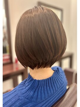 タヤ 千葉そごう店(TAYA) 前下がりボブ