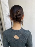シンプルだけどおしゃれなタイトヘア♪