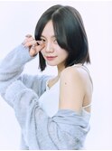 センターパート小顔ボブ