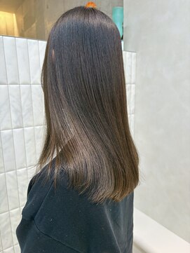 プルト(PLUTO) やわらかい縮毛矯正［縮毛矯正/髪質改善/白髪ぼかし］