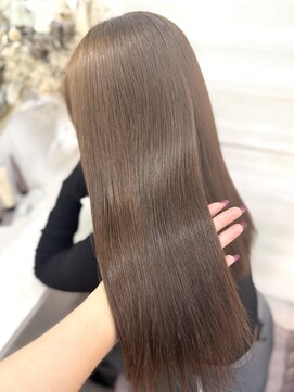 エルバイラビス 大宮(elu by lovis) 《mana》オリーブベージュ/ダブルカラー/透明感カラー/艶カラー