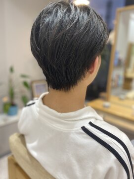 オーセンヘア(AUTHEN.HAIR) 【メンズカット/刈り上げ無しセンターパート/センターパート】